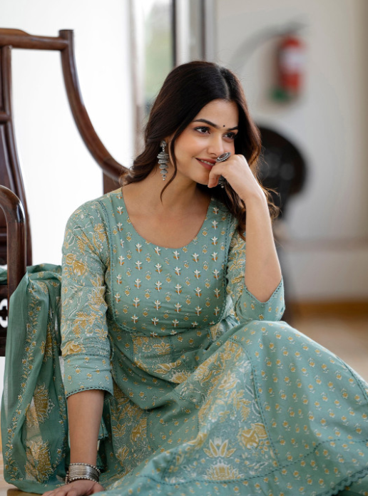 Green Floral Printed Panelled Pure Cotton Anarkali Kurta With Trousers & Dupatta